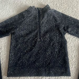 size 4 lululemon half zip crop